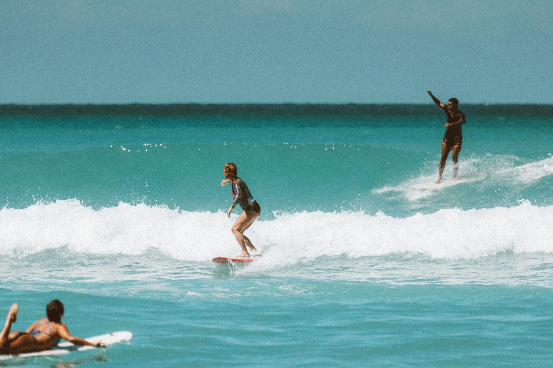 Tired of Hauling Your Surfboard? Top 6 E-Bikes for Surfers Who Want to Ditch the Car